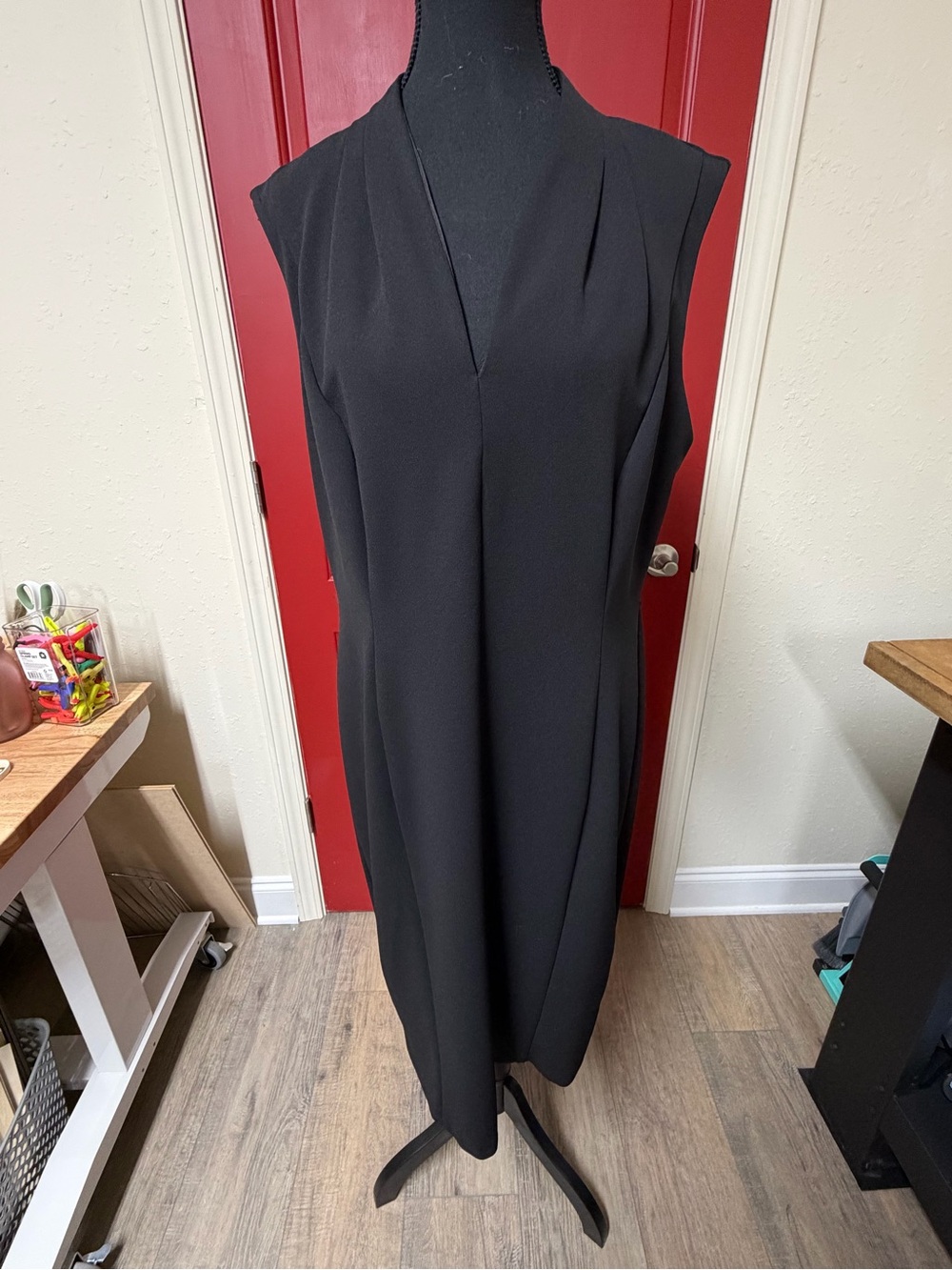 connected apparel Black V-Neck Sleeveless Shift Dress